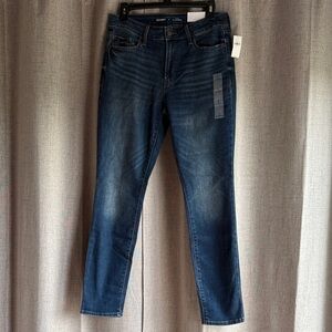 Old Navy Mid Rise Pop Icon Skinny Denim Jeans Sz 8 NWT